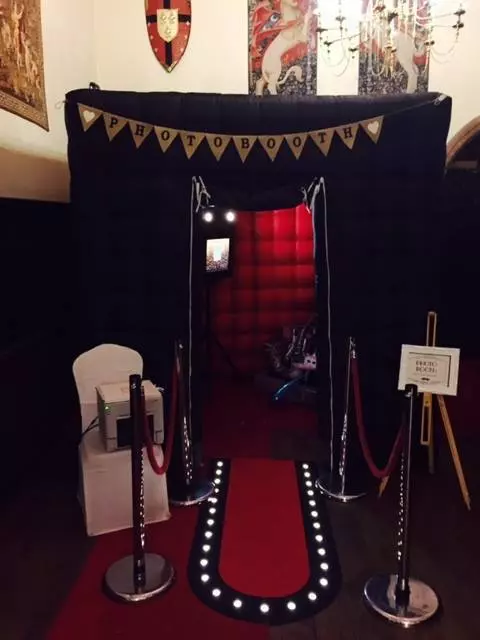 Black Cube Photo Booth Hire